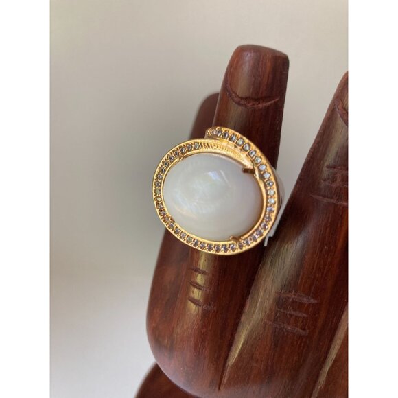 Bruna White Stone Signet Ring Statement Swirl Sz 6 3/4 - Picture 3 of 8